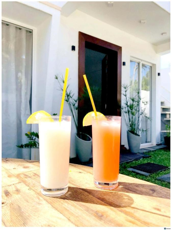 Ayona Beach Villa Katuneriya エクステリア 写真